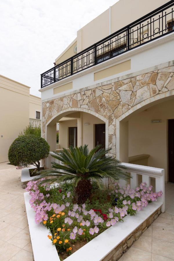 Sandy Suites Kalamaki  Ngoại thất bức ảnh