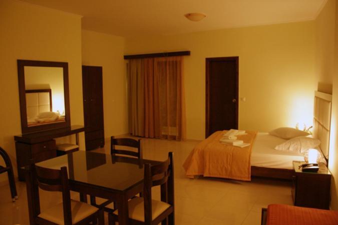 Sandy Suites Kalamaki  Ngoại thất bức ảnh