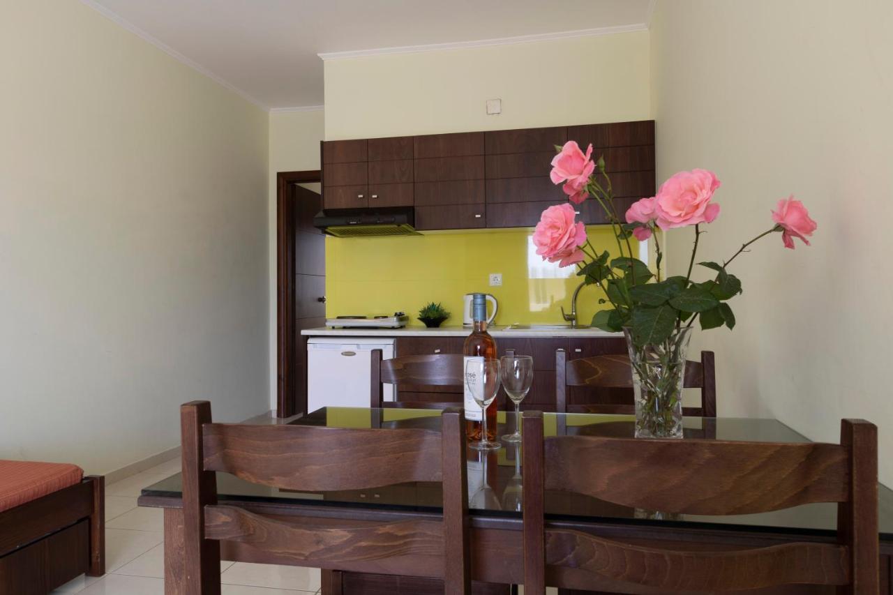 Sandy Suites Kalamaki  Ngoại thất bức ảnh