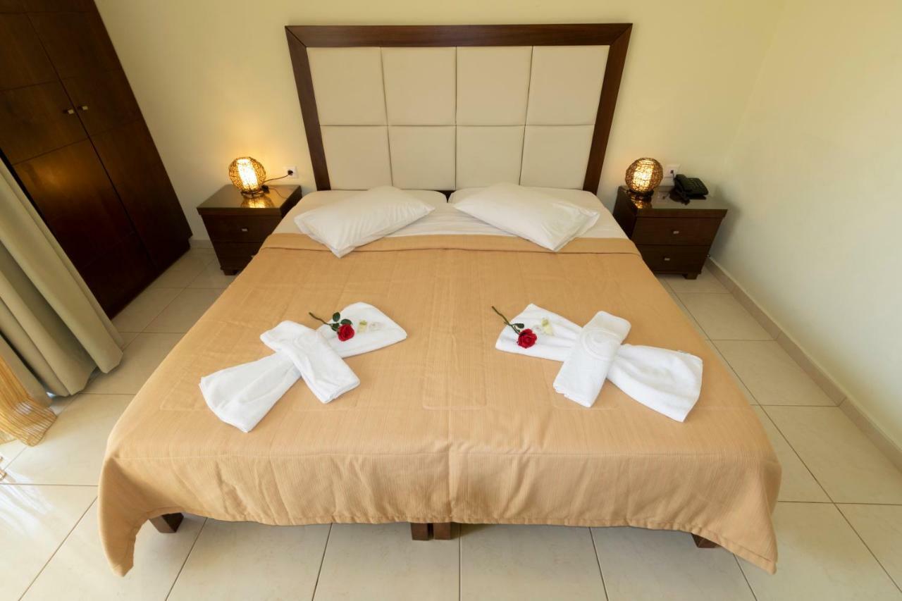 Sandy Suites Kalamaki  Ngoại thất bức ảnh